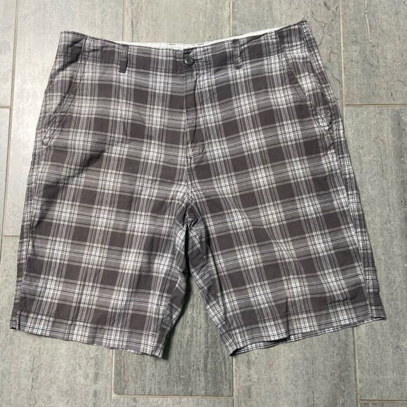 Old Navy Flat Front Cotton Chino Shorts Gray Plaid Men's Size 36 - Picture 1 of 6